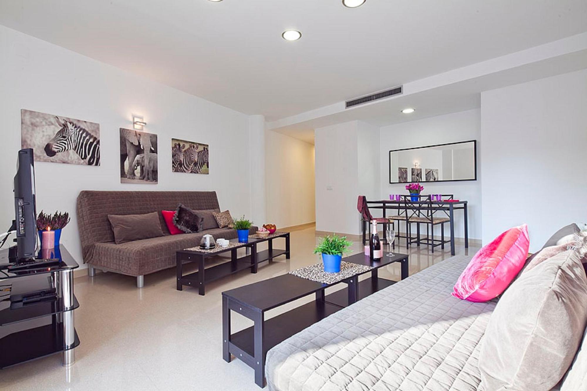 Charmsuites Nou Rambla — Photos 2